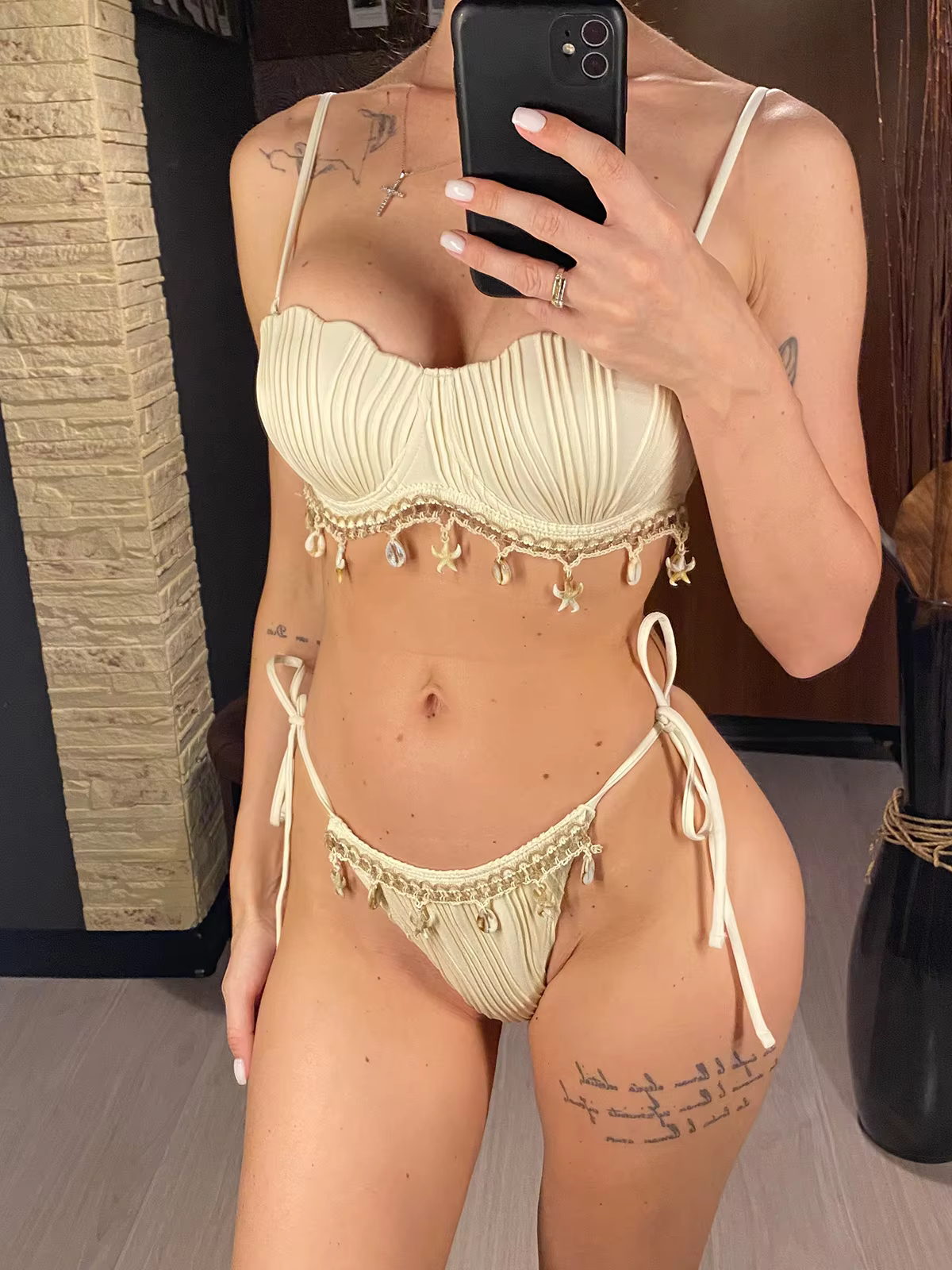 Shell Scalloped Ribbed Underwire Two-Piece Bikini Set