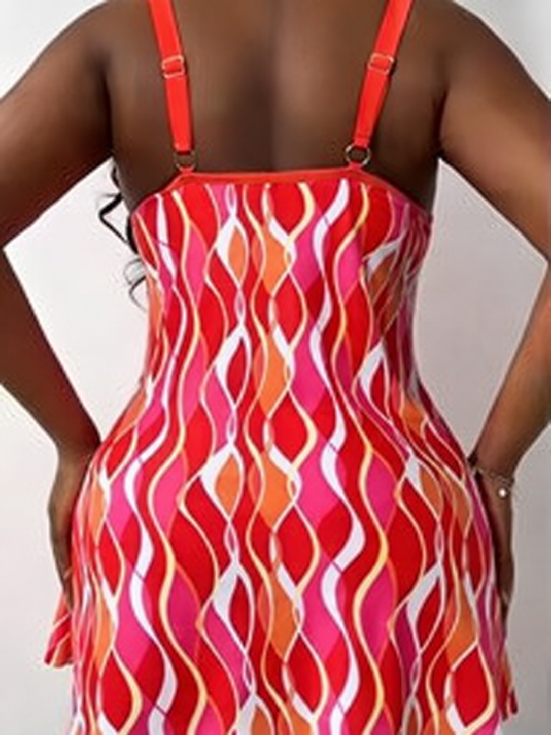 Plus Size Printed V-Neck Two-Piece Bikini Set (0XL - 4XL) - thumbnail 3